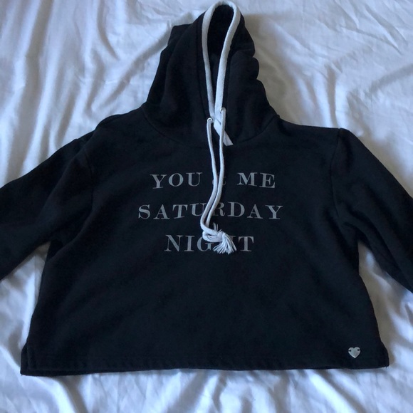 Assorted bundle of sweaters and hoodies - Picture 9 of 9